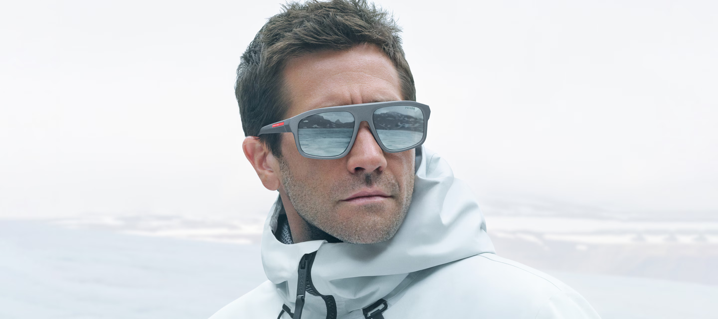 Prada Eyewear koleksiyonu - modern Milano tasarımı güneş gözlüğü ve optik çerçeveler UNIQ Optik Nişantaşı
